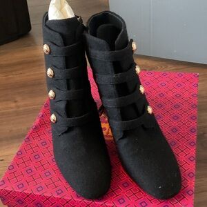 NIB Tory Burch size 11 booties